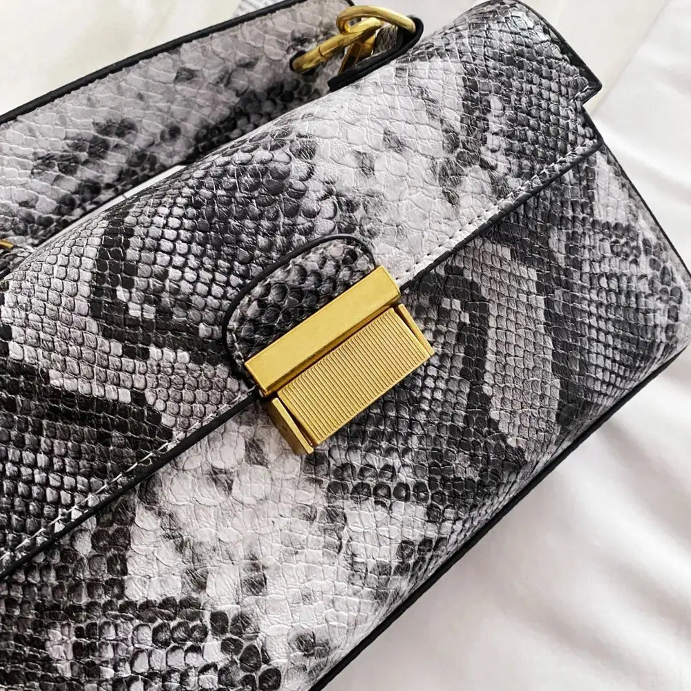 PU Leather Snakeskin Print Crossbody Bag eprolo