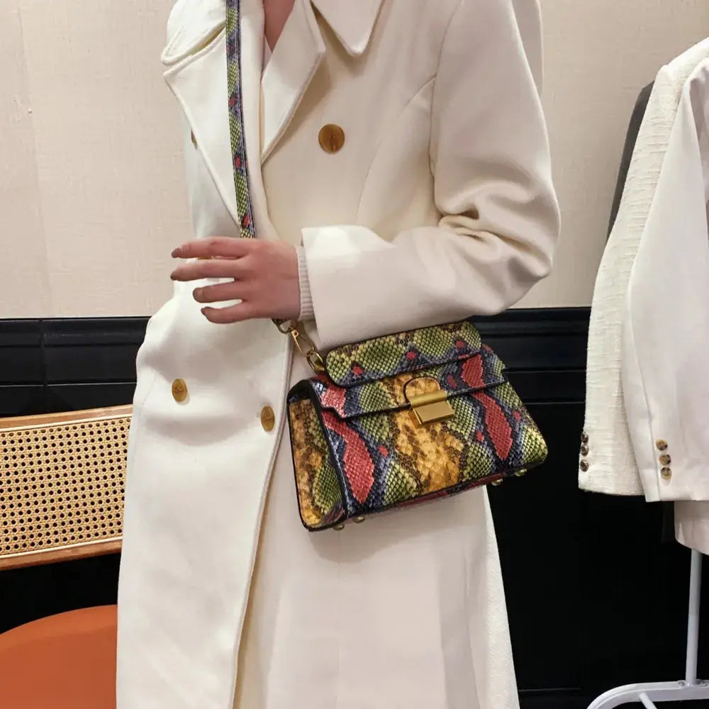 PU Leather Snakeskin Print Crossbody Bag eprolo