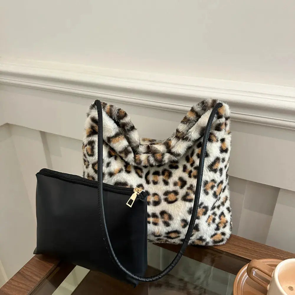 Leopard Furry Shoulder Bag eprolo
