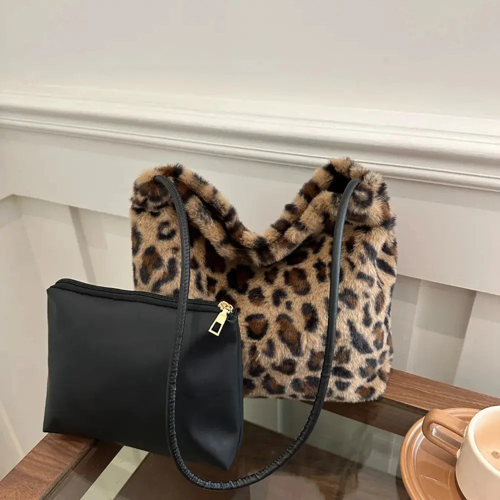 Leopard Furry Shoulder Bag eprolo