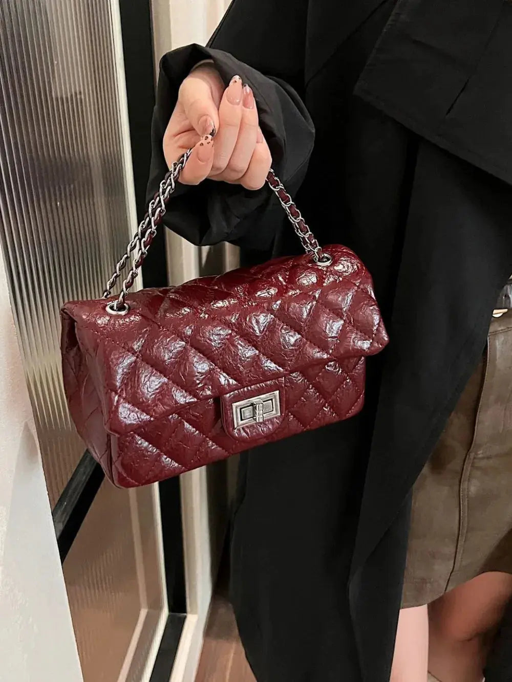 Rhombus Twist-Lock Shoulder Bag eprolo