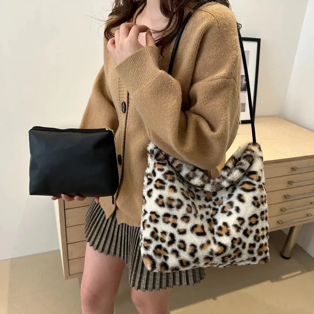 Leopard Furry Shoulder Bag eprolo
